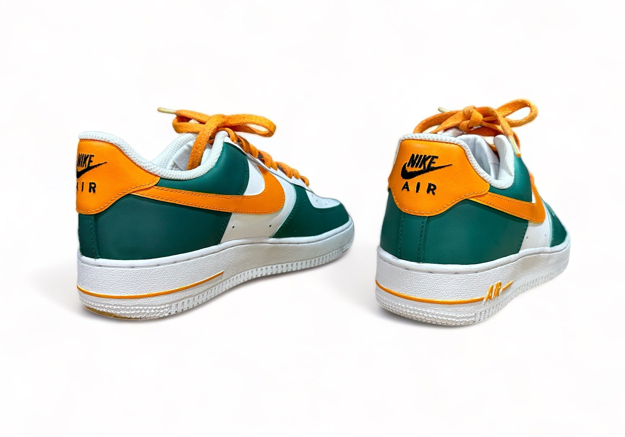 Zapatillas nike verde online y naranja